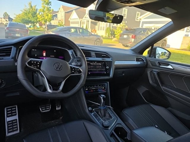 2022 Volkswagen Tiguan SE R-Line Black