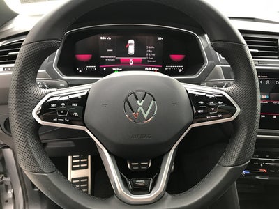 2024 Volkswagen Tiguan SE R-Line Black
