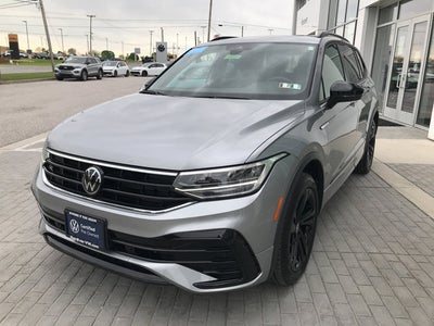 2024 Volkswagen Tiguan SE R-Line Black