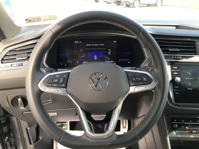 2023 Volkswagen Tiguan SE R-Line Black