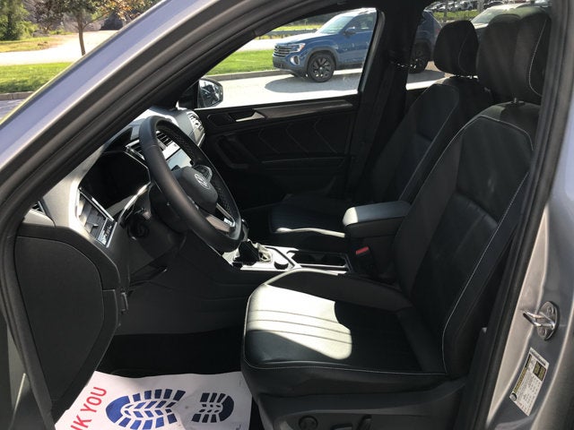 2023 Volkswagen Tiguan SE R-Line Black