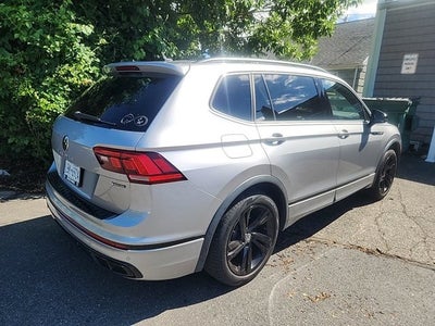 2023 Volkswagen Tiguan SE R-Line Black