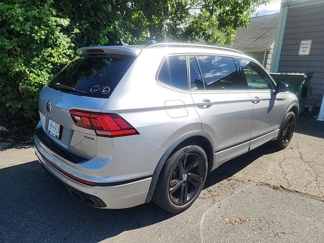 2023 Volkswagen Tiguan SE R-Line Black