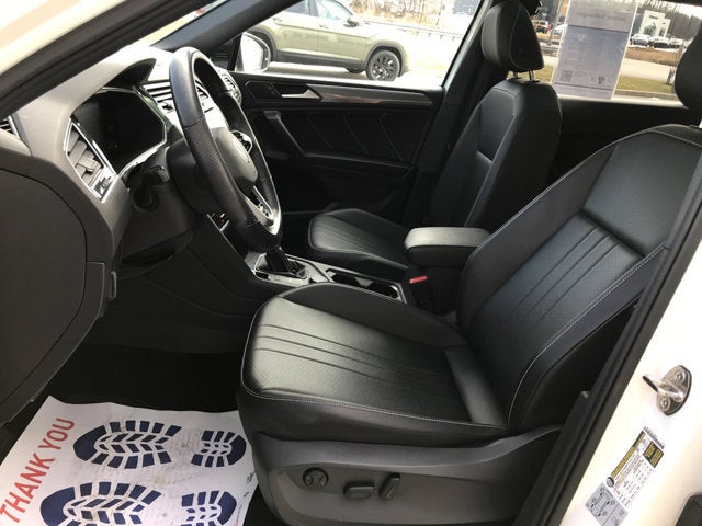 2022 Volkswagen Tiguan SE R-Line Black