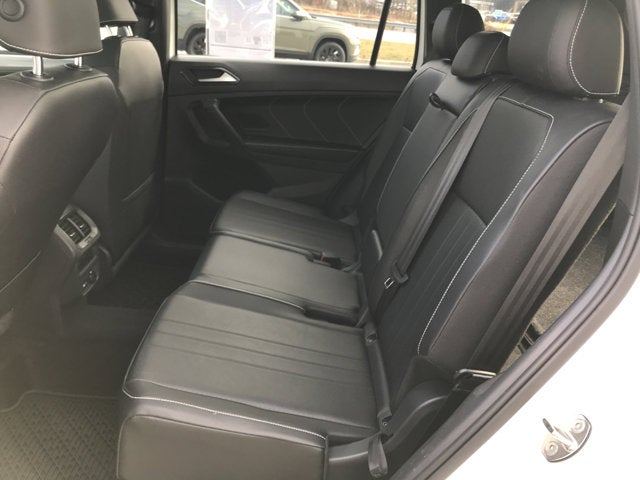 2022 Volkswagen Tiguan SE R-Line Black