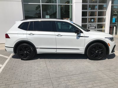 2023 Volkswagen Tiguan SE R-Line Black