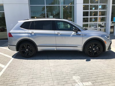 2024 Volkswagen Tiguan SE R-Line Black
