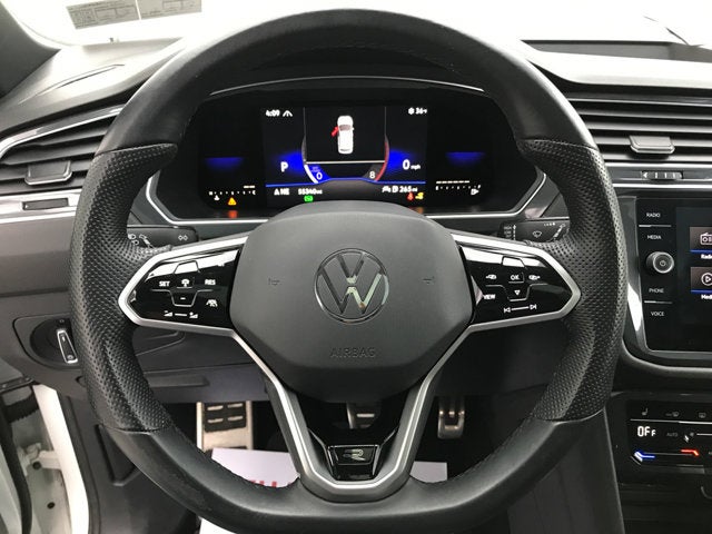 2022 Volkswagen Tiguan SE R-Line Black