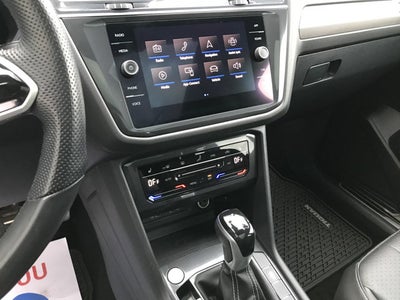 2022 Volkswagen Tiguan SE R-Line Black