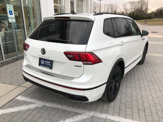 2022 Volkswagen Tiguan SE R-Line Black