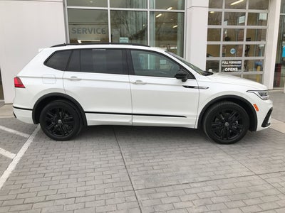 2022 Volkswagen Tiguan SE R-Line Black
