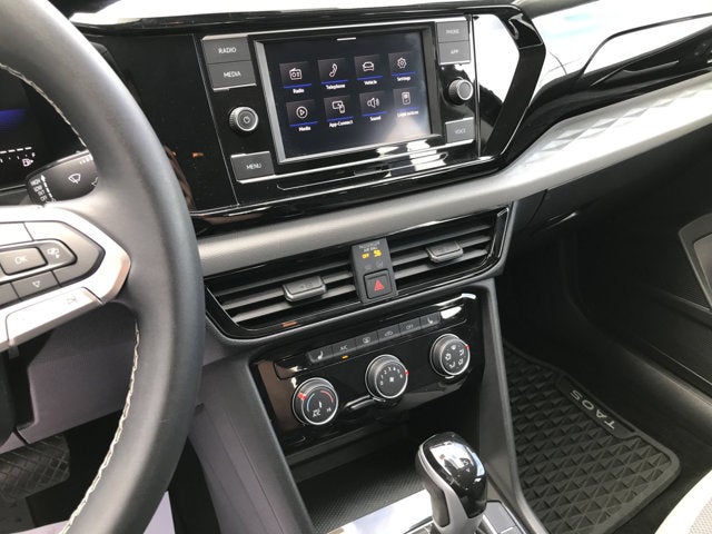 2024 Volkswagen Taos S