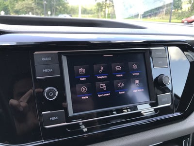 2024 Volkswagen Taos S