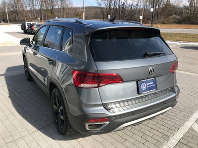 2022 Volkswagen Taos SE