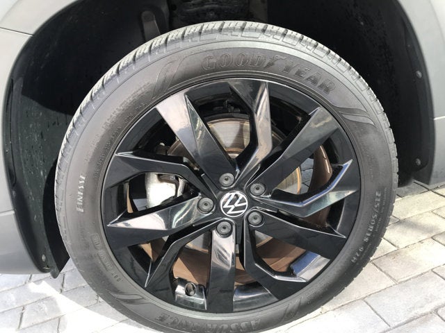 2022 Volkswagen Taos SE