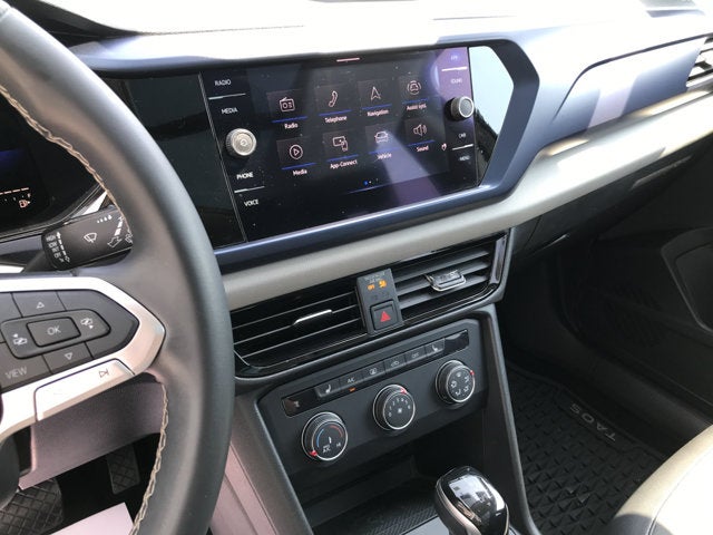 2022 Volkswagen Taos SE