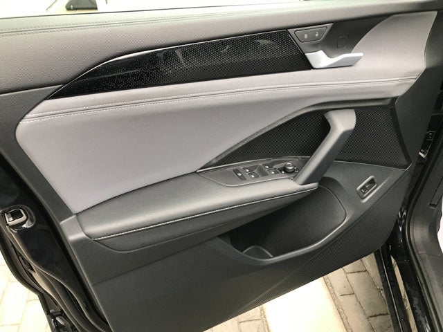 2025 Volkswagen Tiguan SE