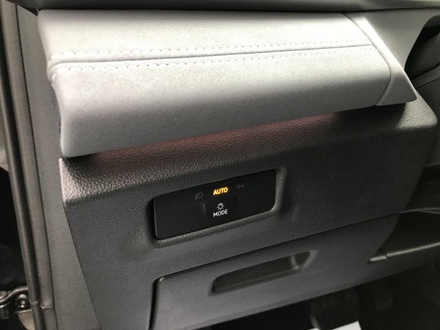 2025 Volkswagen Tiguan SE