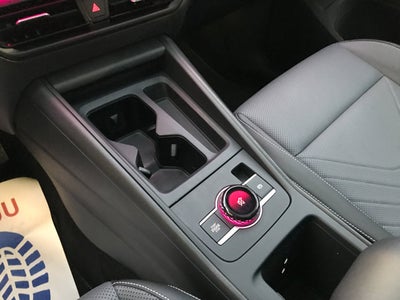 2025 Volkswagen Tiguan SE