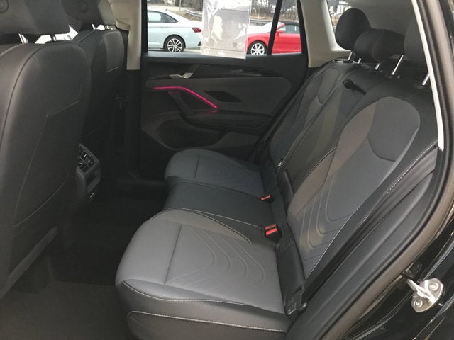 2025 Volkswagen Tiguan SE