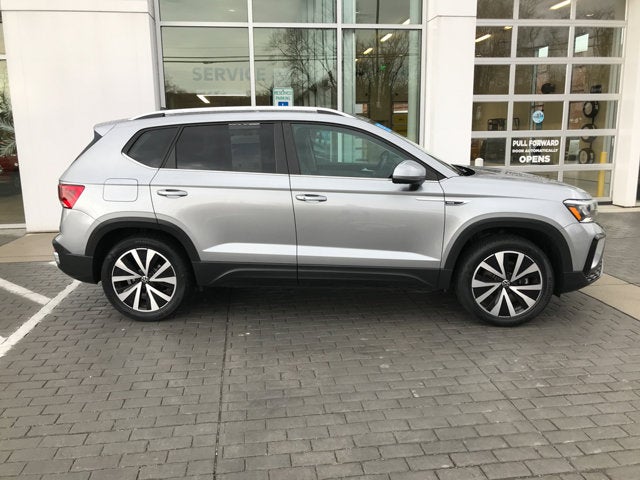 2023 Volkswagen Taos SE