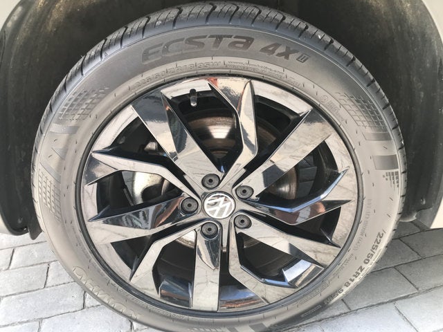 2022 Volkswagen Taos SE