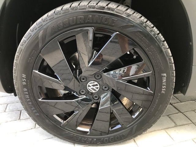 2023 Volkswagen Taos SE