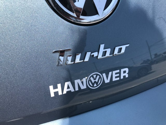 2016 Volkswagen Beetle Convertible 1.8T Denim
