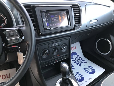 2016 Volkswagen Beetle Convertible 1.8T Denim