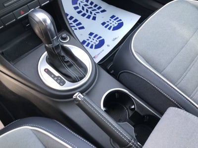 2016 Volkswagen Beetle Convertible 1.8T Denim