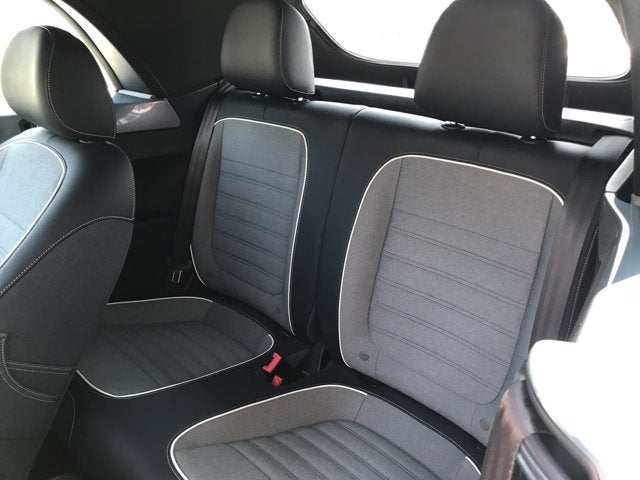 2016 Volkswagen Beetle Convertible 1.8T Denim