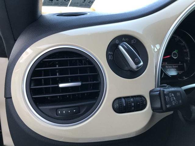 2019 Volkswagen Beetle Convertible Final Edition SEL