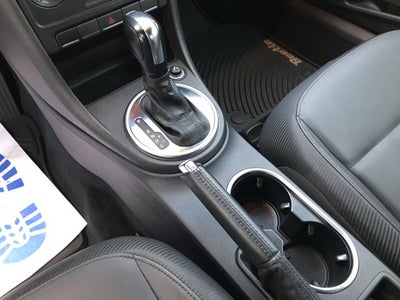 2013 Volkswagen Beetle Convertible 2.5L