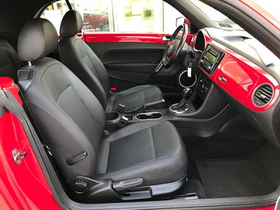 2013 Volkswagen Beetle Convertible 2.5L