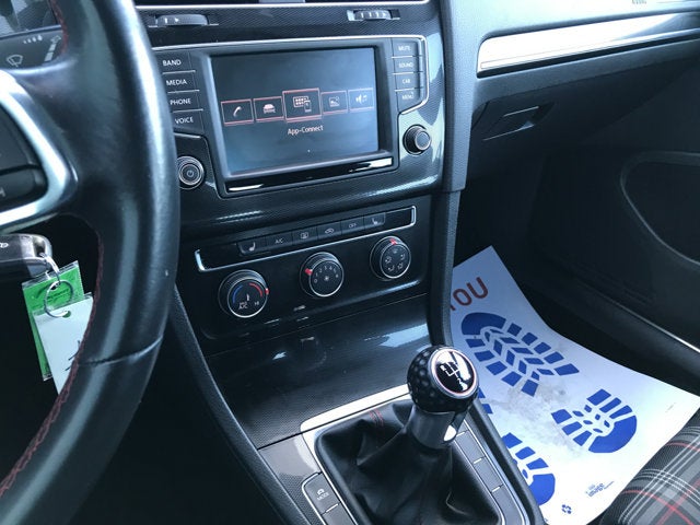 2017 Volkswagen Golf GTI S