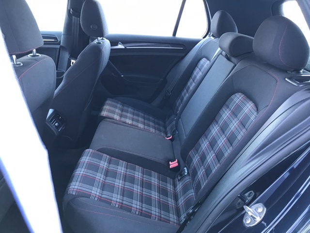 2017 Volkswagen Golf GTI S