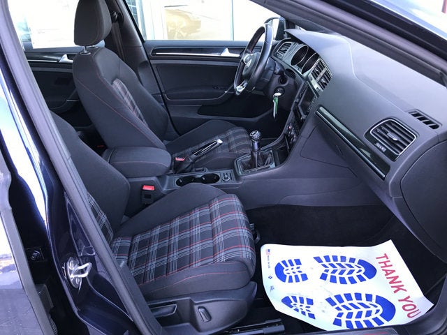 2017 Volkswagen Golf GTI S