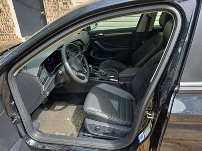 2022 Volkswagen Jetta SE