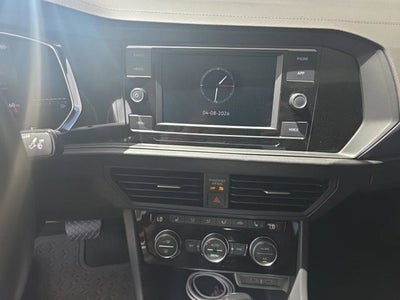 2022 Volkswagen Jetta SE