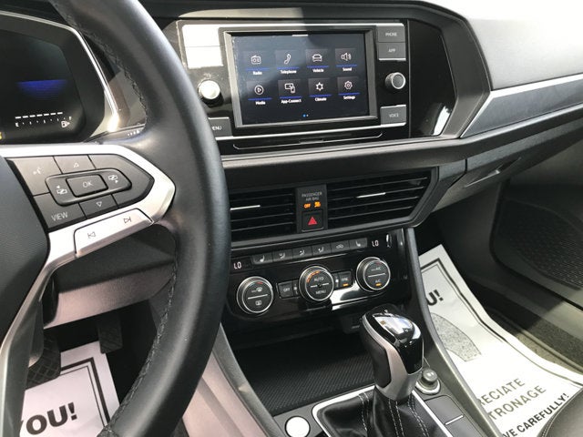 2023 Volkswagen Jetta SE