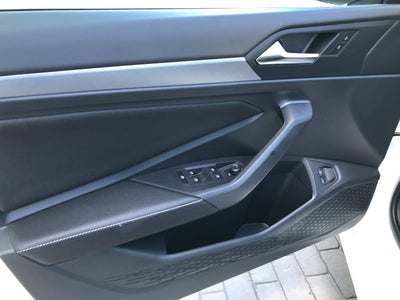 2023 Volkswagen Jetta SE