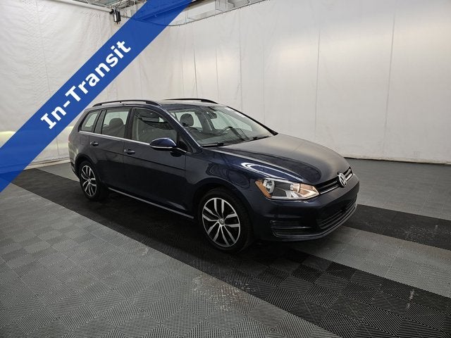 2016 Volkswagen Golf SportWagen Base