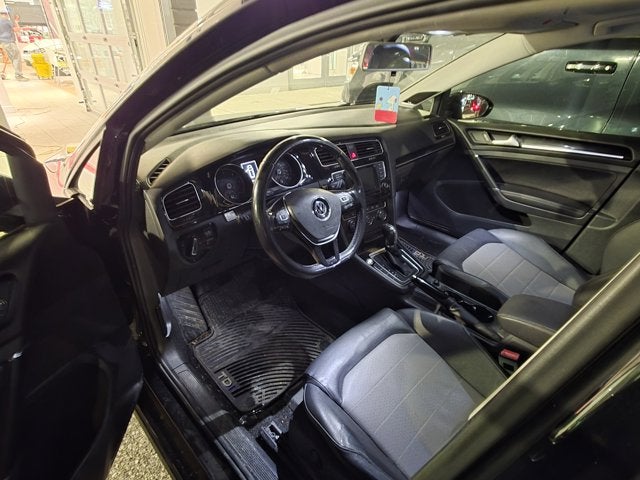 2015 Volkswagen Golf SportWagen TDI SEL