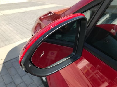 2019 Volkswagen Golf SE