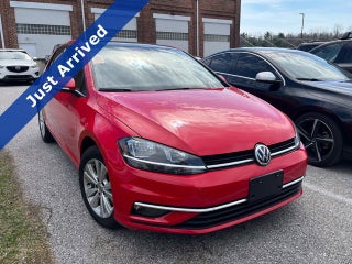 2019 Volkswagen Golf SE