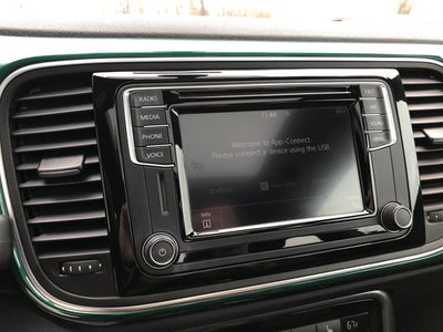 2018 Volkswagen Beetle SE