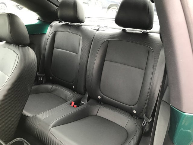 2018 Volkswagen Beetle SE