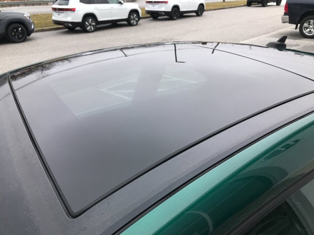 2018 Volkswagen Beetle SE