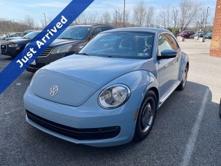 2013 Volkswagen Beetle 2.5L w/Sun