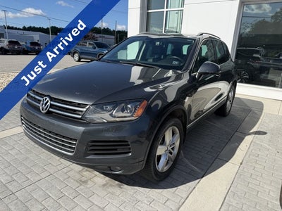 2012 Volkswagen Touareg Lux